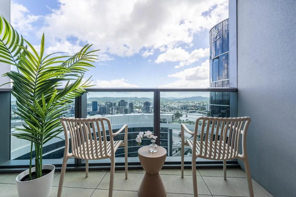 The Oracles Tower - Lv 31 Dreamy Stay Above The Star Casino Brisbane 0*,  Australia